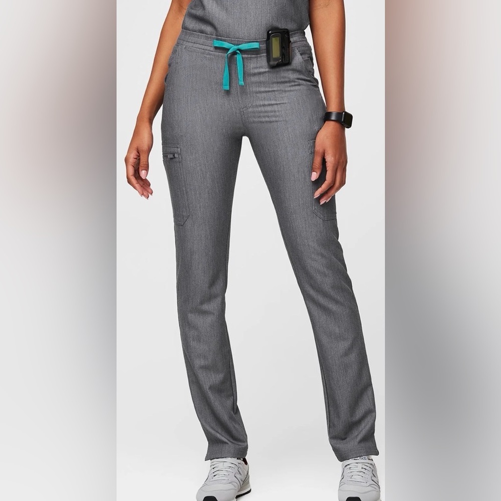 FIGS Women's Graphite Scrub Set | Casma Top Small | Yola Pants S/P - Picture 9 of 16